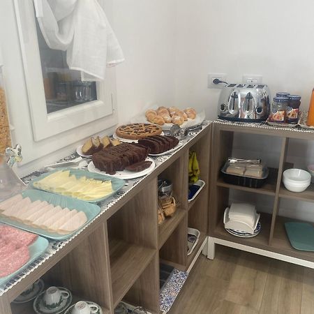 Maryam23 Acomodação com café da manhã Syracuse Exterior foto